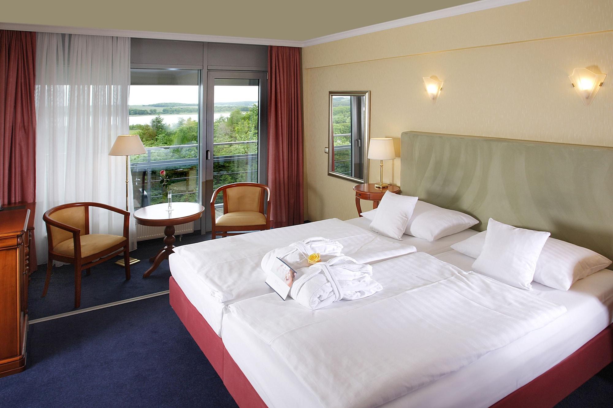Cliff Hotel Ruegen Зеллин Экстерьер фото