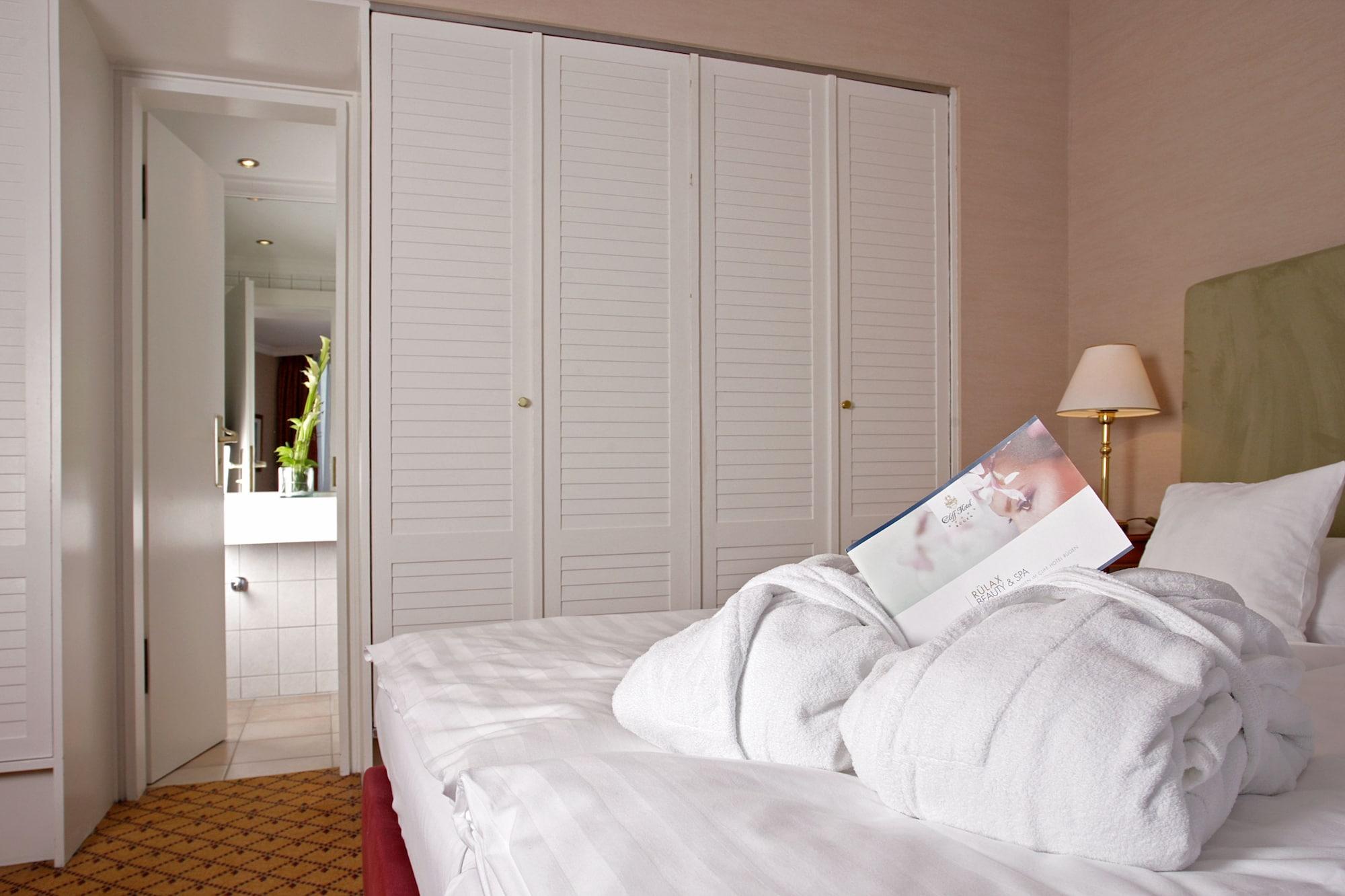 Cliff Hotel Ruegen Зеллин Экстерьер фото